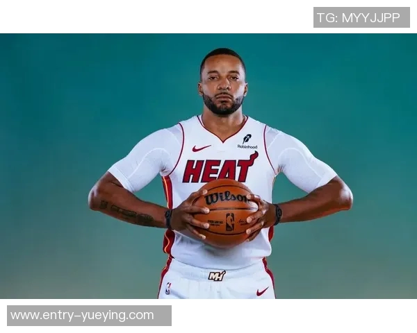 鲍威尔盛赞约维奇新赛季表现预言其未来将大放异彩