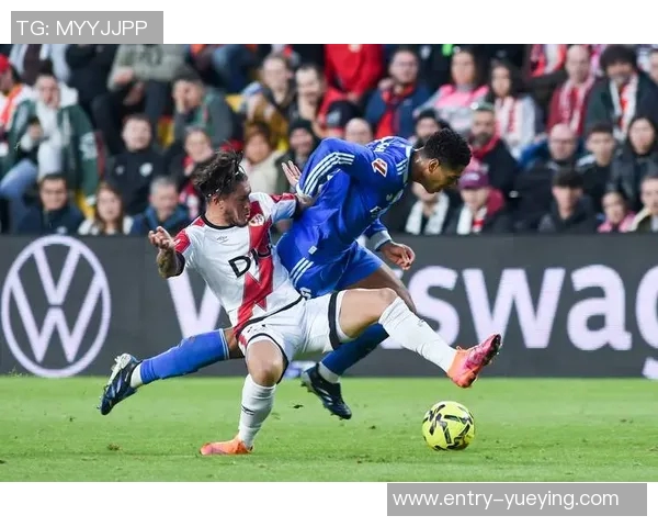 巴列卡诺球员谈对皇马最后时刻点球失分：外部因素影响比赛结果